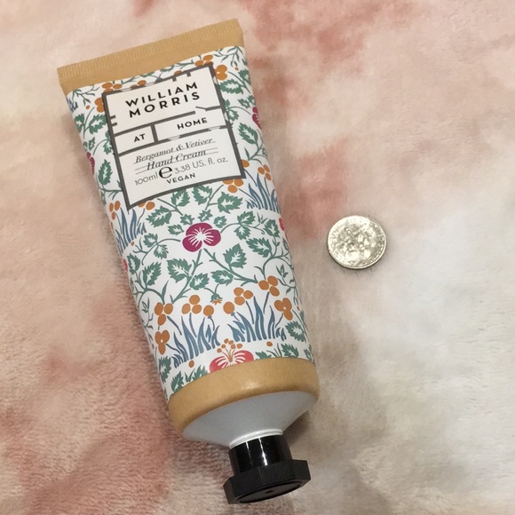 William Morris At Home Scented Bergamot Vetiver Hand Cream 3.38oz NWT - Picture 12 of 12